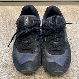 New Balance Classic 574 Running Sneakers, Black Suede. Women size 8